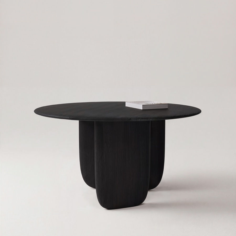 Maru Dining Table